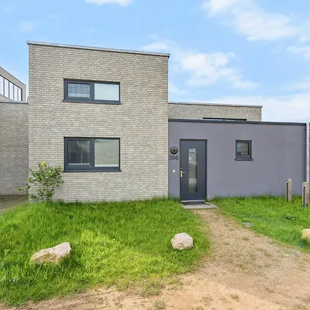 3 Bedroom Beautiful In Lembruch-duemmer Lembruch