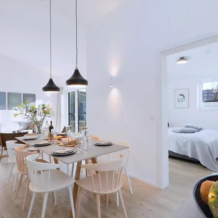 3 Bedroom Beautiful In Lembruch-duemmer Vakantiehuis *